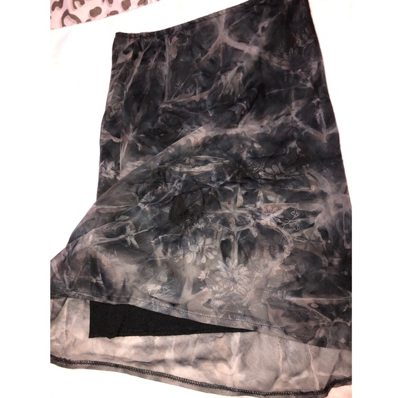 Skirt - Picture 1 of 4